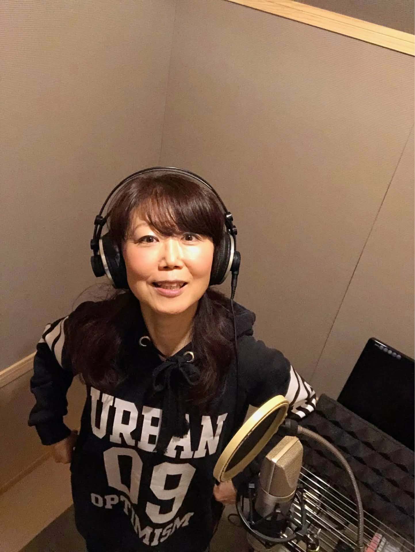 レコーディングスタジオの山田ひかる